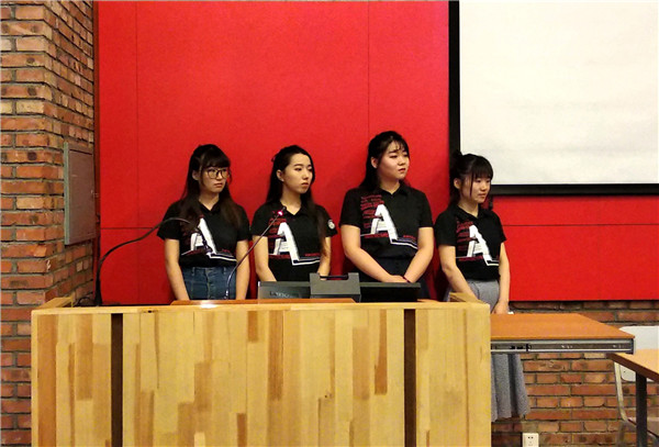 答辩现场2 答辩现场2