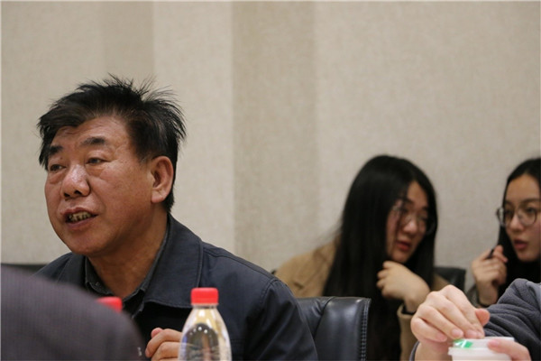 鉴定委员会委员、中国照明学会邴树奎理事长 鉴定委员会委员、中国照明学会邴树奎理事长